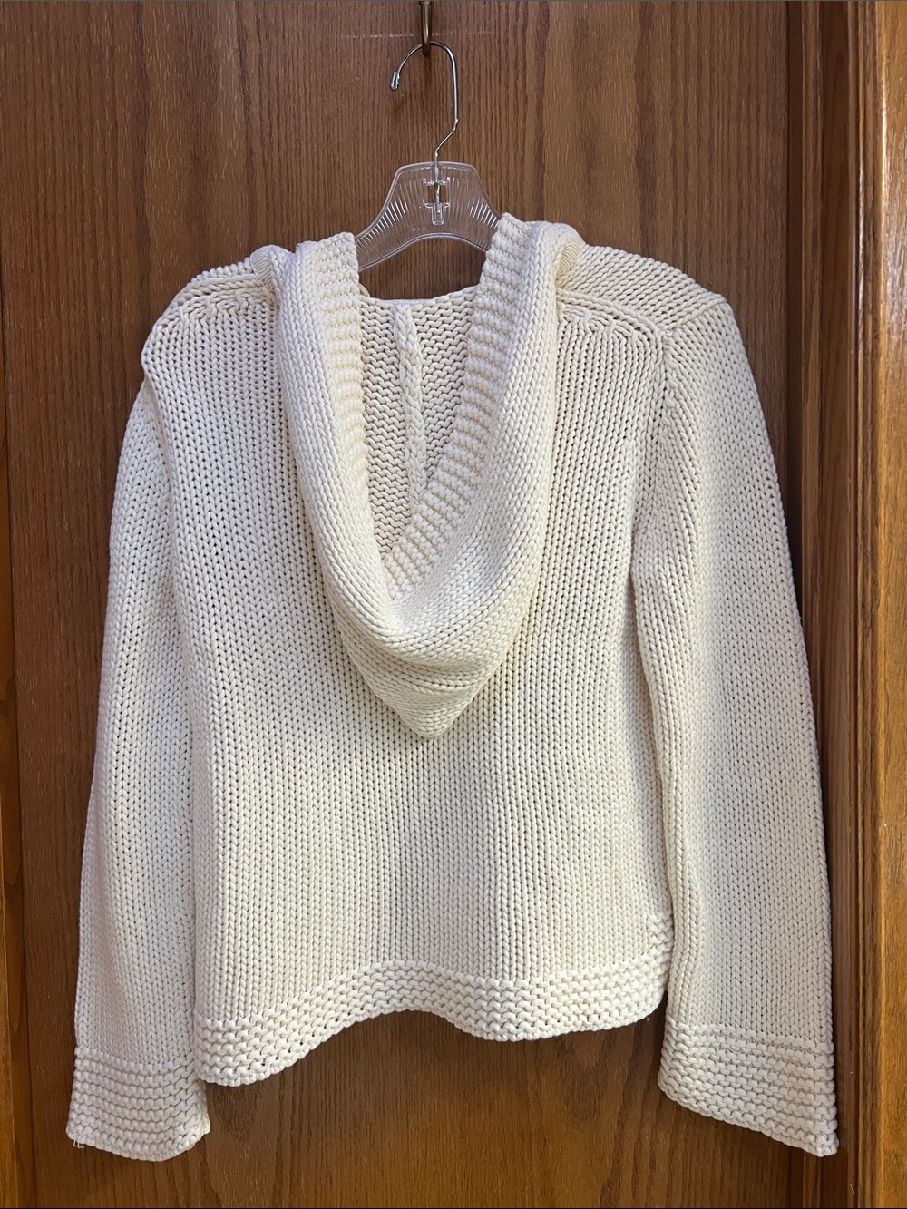 GAP Cream Knit Hoodie Pullover. Medium. Like new. - Picture 6 of 7
